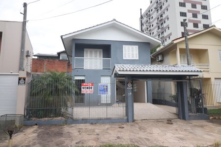 Casa à venda com 133m², 3 quartos e 2 vagasFachada/ Placa 