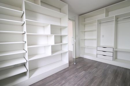 Casa à venda com 133m², 3 quartos e 2 vagasCloset