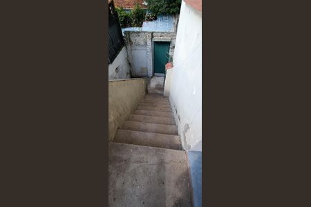 Casa à venda com 55m², 2 quartos e sem vagaEscada