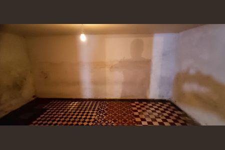 Casa à venda com 55m², 2 quartos e sem vagaPorão