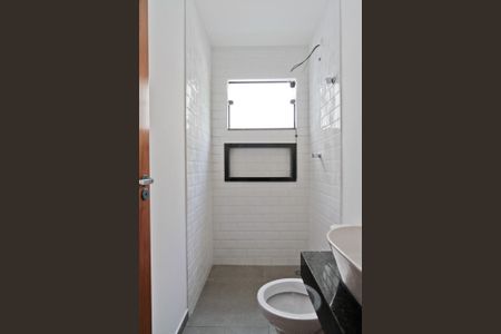 Casa à venda com 171m², 3 quartos e 2 vagasBanheiro