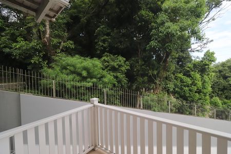 Casa à venda com 375m², 5 quartos e 3 vagasQuarto 1 sacada