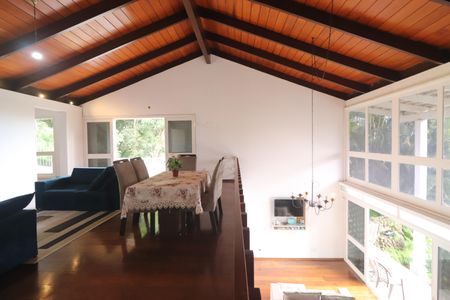 Casa à venda com 375m², 5 quartos e 3 vagas Sala 1