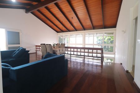 Casa à venda com 375m², 5 quartos e 3 vagas Sala 1