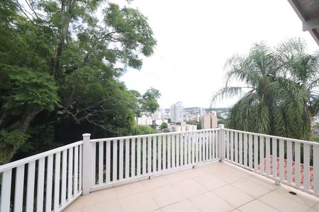 Casa à venda com 375m², 5 quartos e 3 vagasQuarto 1 sacada