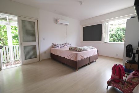 Casa à venda com 375m², 5 quartos e 3 vagasQuarto 2