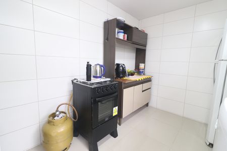 Casa à venda com 375m², 5 quartos e 3 vagasCozinha 02