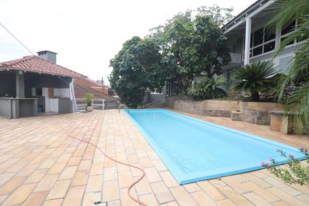 Casa à venda com 375m², 5 quartos e 3 vagasÁrea comum - Piscina
