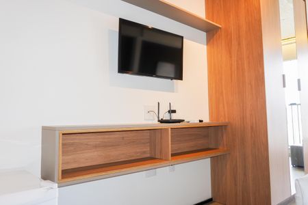 Studio à venda com 28m², 1 quarto e 1 vaga Studio à venda com 28m², 1 quarto e 1 vagaStudio