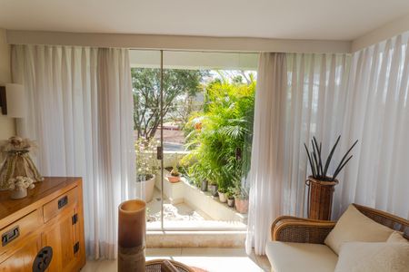 Apartamento à venda com 198m², 4 quartos e 2 vagasVaranda da Sala