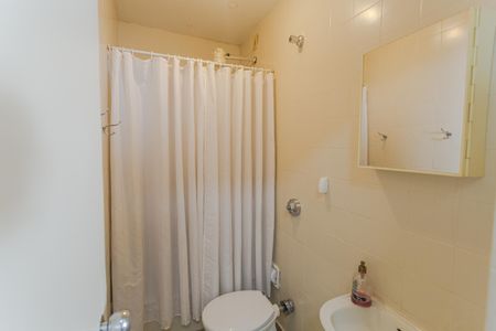 Apartamento à venda com 198m², 4 quartos e 2 vagasBanheiro de Serviço