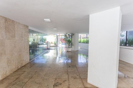 Apartamento à venda com 198m², 4 quartos e 2 vagasHall de Entrada