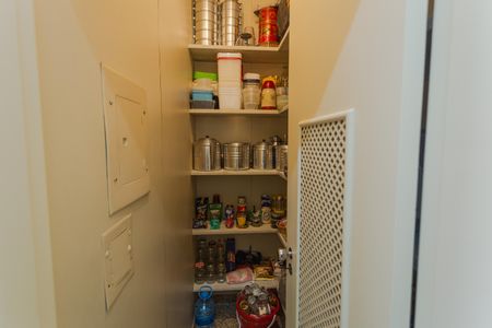 Apartamento à venda com 198m², 4 quartos e 2 vagasDespensa