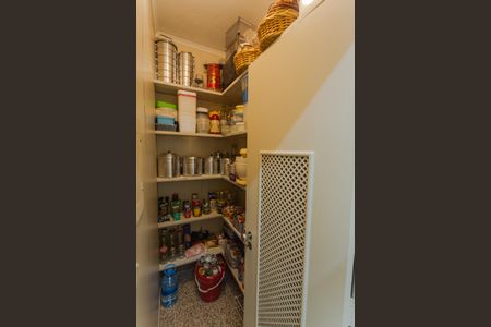 Apartamento à venda com 198m², 4 quartos e 2 vagasDespensa