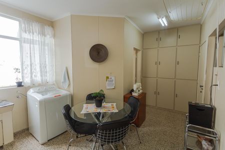 Apartamento à venda com 198m², 4 quartos e 2 vagasÁrea de Serviço