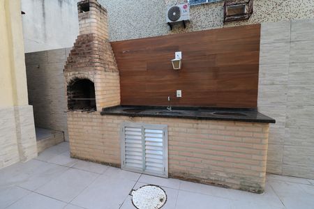 Casa de condomínio para alugar com 200m², 3 quartos e 1 vagaÁrea comum