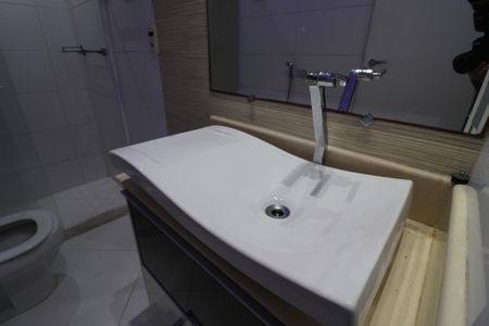 Casa de condomínio para alugar com 200m², 3 quartos e 1 vagaBanheiro da Suíte