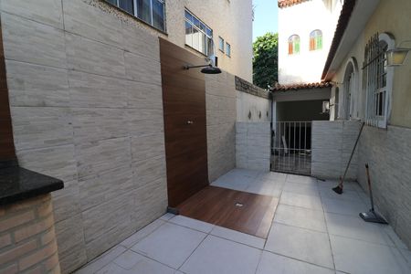 Casa de condomínio para alugar com 200m², 3 quartos e 1 vagaÁrea comum