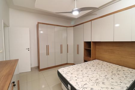 Casa de condomínio para alugar com 200m², 3 quartos e 1 vagaSuíte
