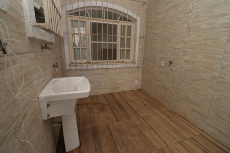 Casa de condomínio para alugar com 200m², 3 quartos e 1 vagaÁrea de Serviço