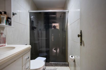 Apartamento para alugar com 75m², 2 quartos e sem vagaBanheiro