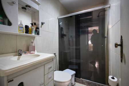 Apartamento para alugar com 75m², 2 quartos e sem vagaBanheiro