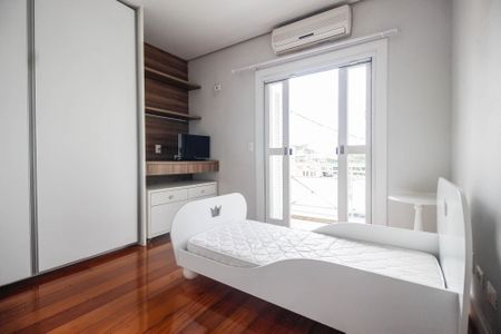 Casa de condomínio para alugar com 157m², 3 quartos e 3 vagas Casa de condomínio para alugar com 157m², 3 quartos e 3 vagasQuarto