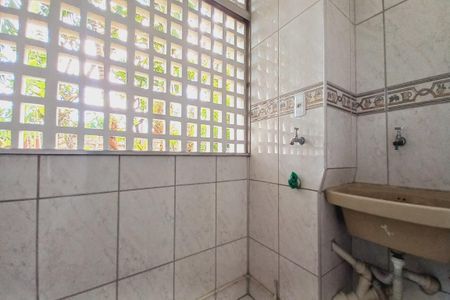 Apartamento à venda com 76m², 3 quartos e 1 vagaÁrea de Serviço