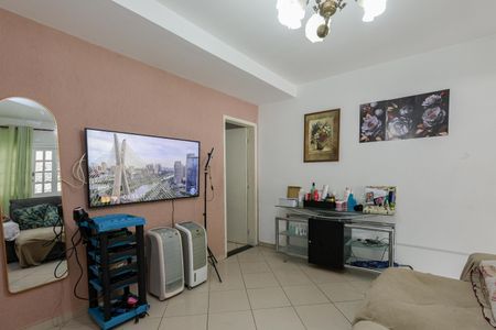 Sala de casa para alugar com 2 quartos, 125m² em Vila Iasi, Taboão da Serra