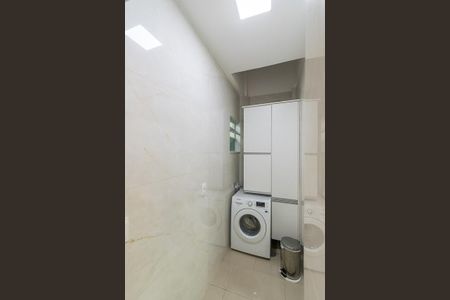 Casa de condomínio à venda com 90m², 2 quartos e 1 vagaÁrea de Serviço