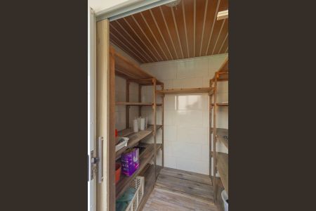 Casa à venda com 130m², 3 quartos e 1 vagaÁrea de Serviço