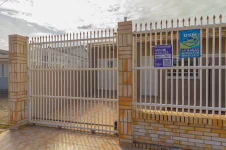 Casa à venda com 130m², 3 quartos e 1 vagaFachada e Placa