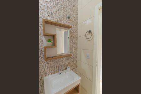 Casa à venda com 130m², 3 quartos e 1 vagaBanheiro