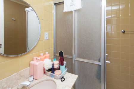 Apartamento à venda com 134m², 3 quartos e 2 vagasBanheiro da Suíte