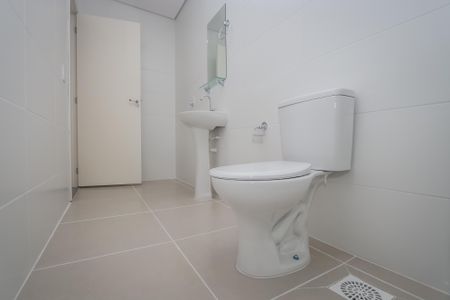 Apartamento para alugar com 48m², 1 quarto e sem vaga Apartamento para alugar com 48m², 1 quarto e sem vagaBanheiro