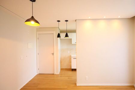 Apartamento à venda com 42m², 2 quartos e 1 vaga Apartamento à venda com 42m², 2 quartos e 1 vagaSala