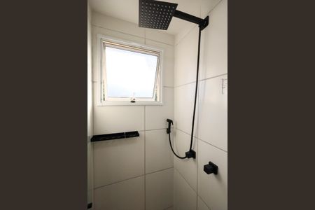 Apartamento à venda com 42m², 2 quartos e 1 vaga Apartamento à venda com 42m², 2 quartos e 1 vagaBanheiro Social