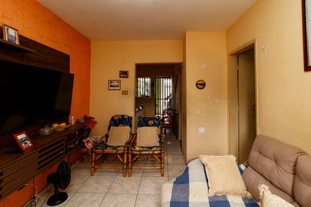 Casa à venda com 96m², 2 quartos e 1 vaga Casa à venda com 96m², 2 quartos e 1 vagaSala