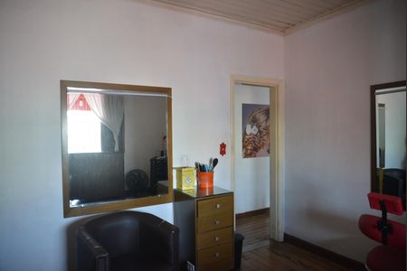 Casa à venda com 212m², 3 quartos e 2 vagasQuarto 1