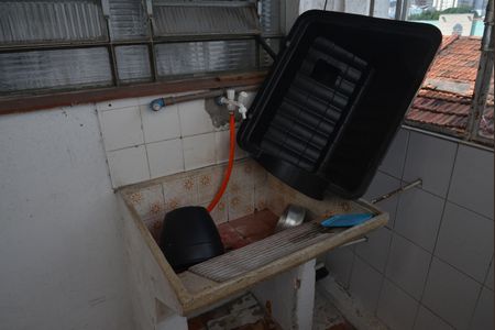 Casa à venda com 212m², 3 quartos e 2 vagasÁrea de Serviço