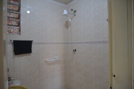 Casa à venda com 212m², 3 quartos e 2 vagasBanheiro Social