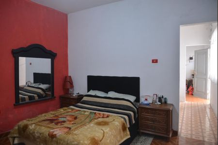 Casa à venda com 212m², 3 quartos e 2 vagasQuarto 3