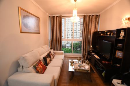 Sala de apartamento à venda com 2 quartos, 90m² em Vila Lidia, Campinas