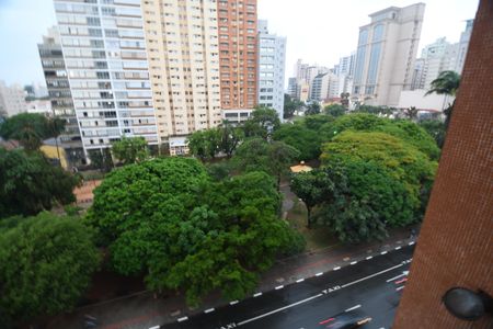 Sala - Vista de apartamento à venda com 2 quartos, 90m² em Vila Lidia, Campinas