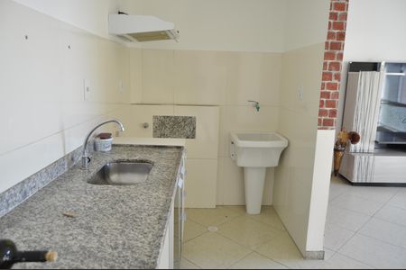 Apartamento à venda com 44m², 1 quarto e sem vagaCozinha e Área de Serviço