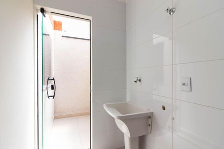 Apartamento à venda com 37m², 2 quartos e sem vaga Apartamento à venda com 37m², 2 quartos e sem vagaÁrea de Serviço