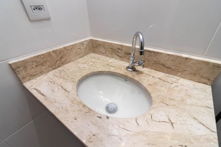 Apartamento à venda com 37m², 2 quartos e sem vaga Apartamento à venda com 37m², 2 quartos e sem vagaBanheiro