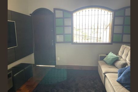 Casa à venda com 290m², 4 quartos e 3 vagas