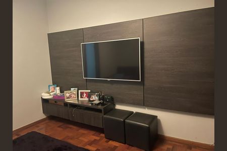 Casa à venda com 290m², 4 quartos e 3 vagas