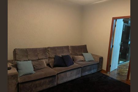 Casa à venda com 290m², 4 quartos e 3 vagas